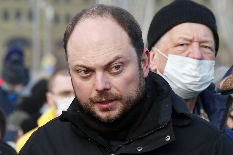 FILE - Vladimir Kara-Murza, Russian opposition activist arrives to lay flowers near the place where Russian opposition leader Boris Nemtsov was gunned down, in Moscow, Russia, on Feb. 27, 2021. The 25-year treason sentence imposed on prominent Russian opposition figure Vladimir Kara-Murza on Monday April 17, 2023 was a particularly severe show of authorities' intensifying intolerance of criticism of the war in Ukraine and other dissenting opinions.