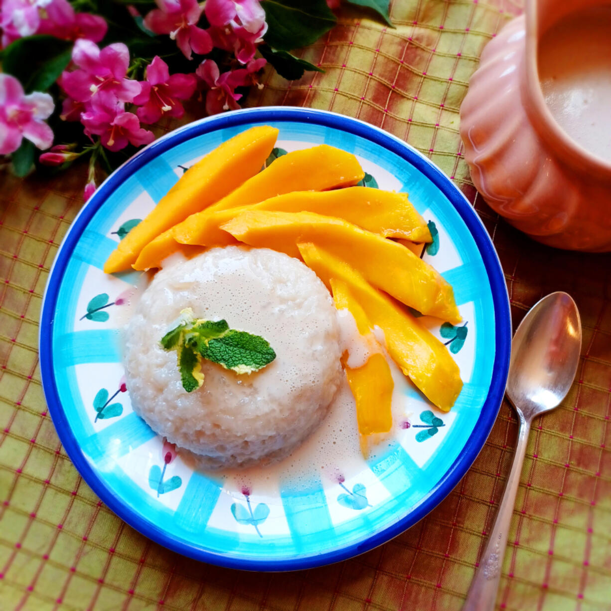 This Thai dessert marries super-sweet mangoes with super-sweet sticky rice drenched in coconut milk.