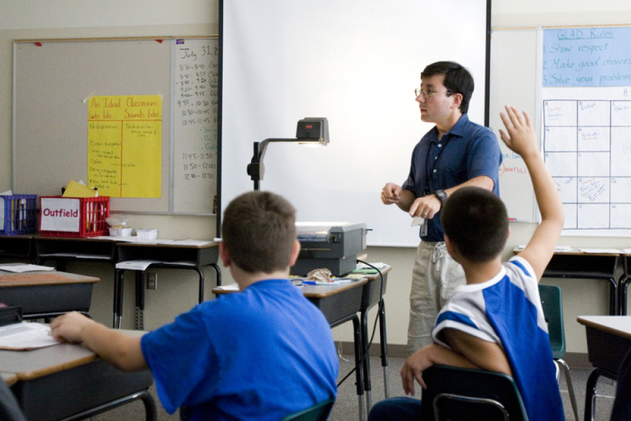 Adam Joy teaches summer school at Hough Elementary School in Vancouver in 2007. The Vancouver School of Arts and Academics science teacher died over the weekend in a crash with a pickup while bicycling in Oregon.