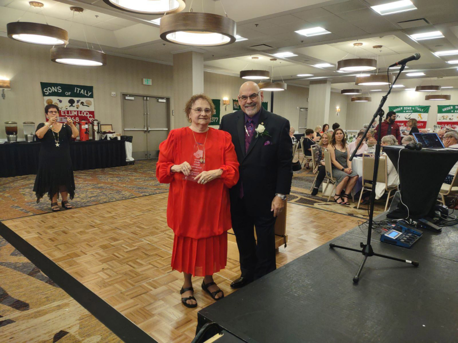 Barbara Blair, member of the Vancouver chapter of Sons & Daughters of Italy in America, was recently awarded by National Vice President Tony Anderson the Gov. Albert D. Rosellini Memorial Award.