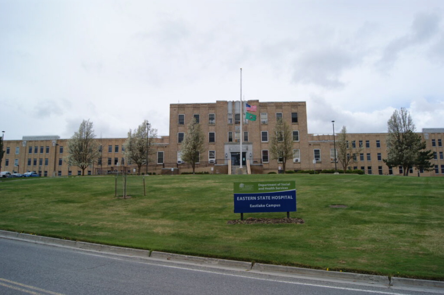 Assaults on staff at Eastern State Hospital near Spokane rose more than 60 percent from 2021 to 2022, according to a new report.