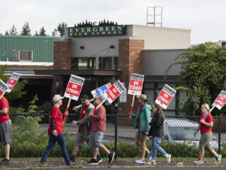 2023 Evergreen Public Schools teacher strike photo gallery