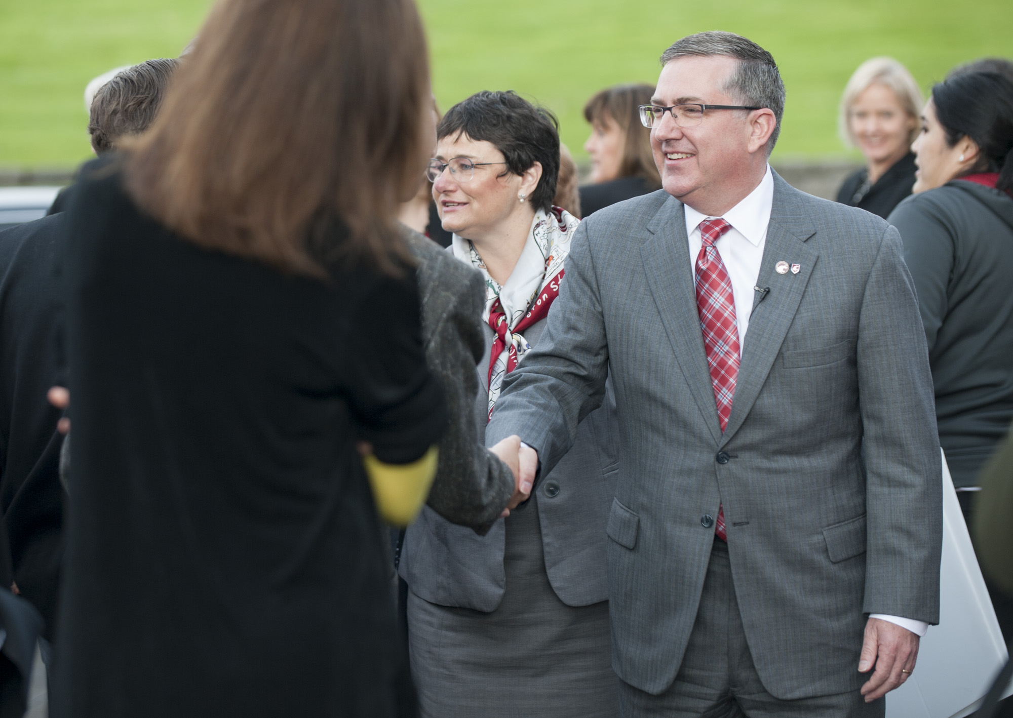 WSU President Kirk Schulz visits WSU Vancouver in 2016.