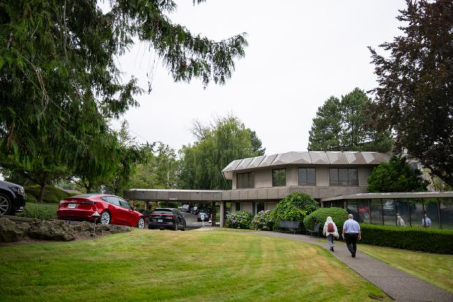 The state plans to acquire Cascade Behavioral Health Hospital under a nearly $30 million purchase agreement.