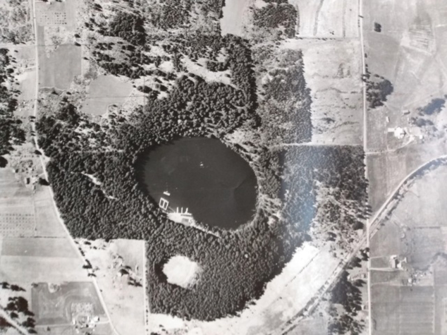A bird's-eye view of Battle Ground Lake in the 1950s shows the private resort's amenities before it became a state park in 1968.