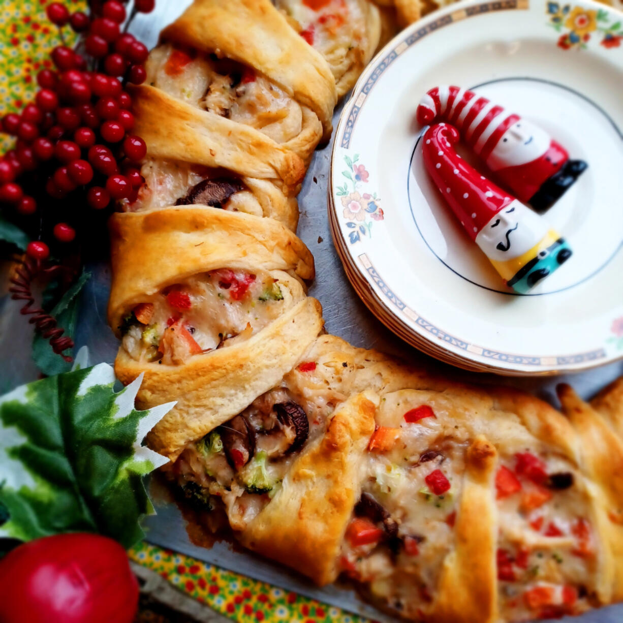 With refrigerated crescent rolls, cream of mushroom soup and canned chicken, this savory wreath works as an appetizer or a quick dinner.