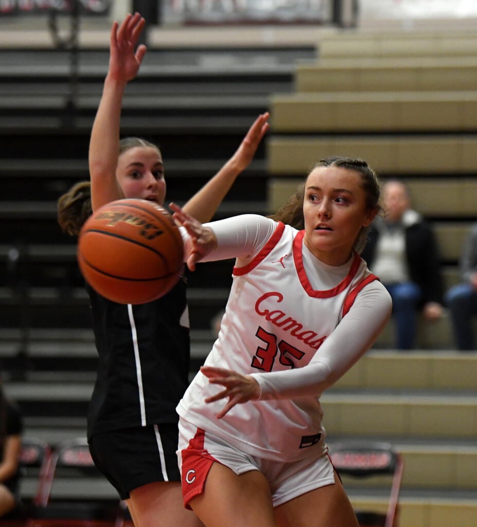 Camas junior Keirra Thompson, shown here during a December game against Eastlake, had 11 points and nine assist in Friday's 70-29 bi-district win over Emerald Ridge.
