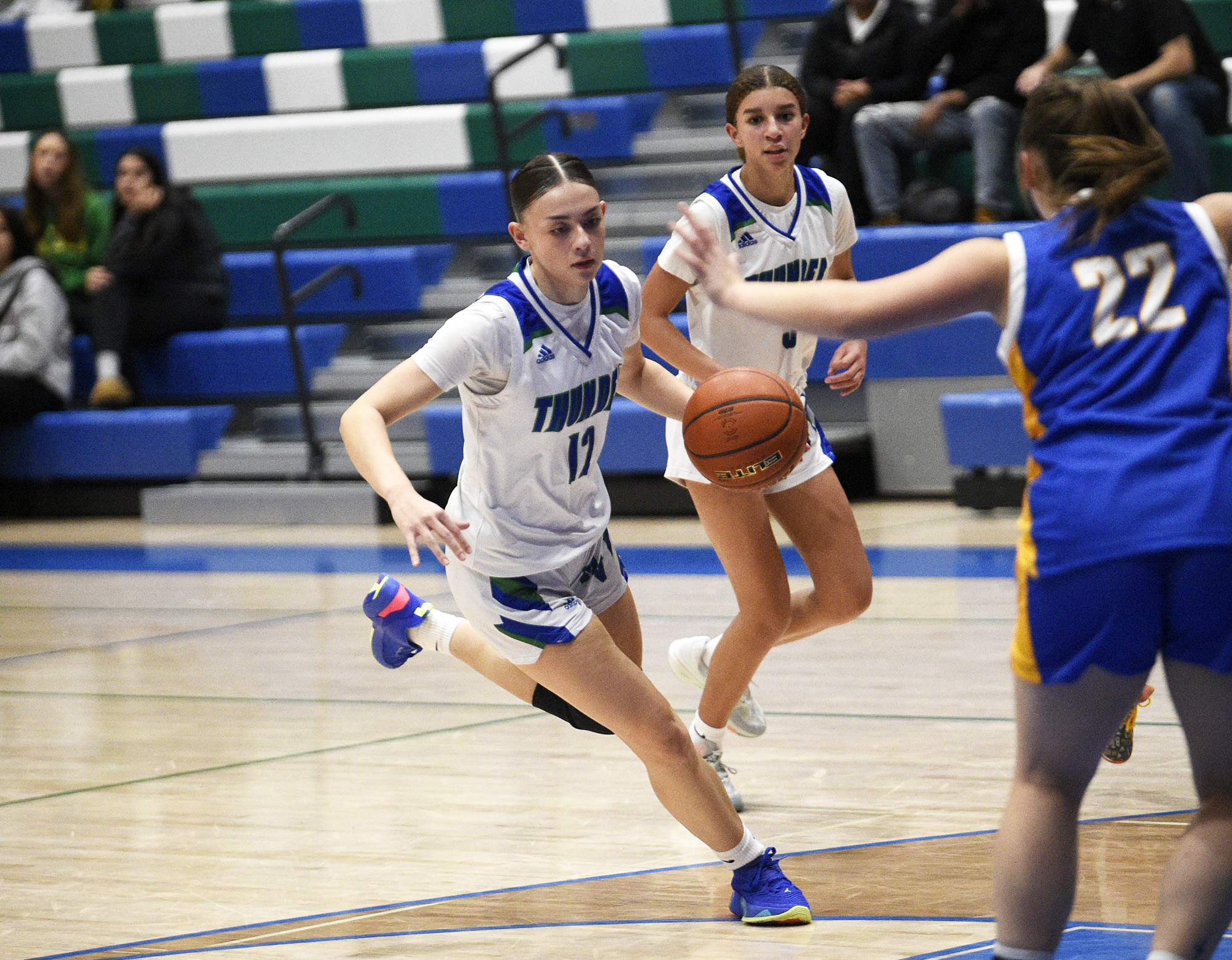 Mountain View's Nina Peterson drive downcourt during a 3A Greater St. Helens League girls basketball game against Kelso at Mountain View High School on Monday, Dec. 11, 2023.