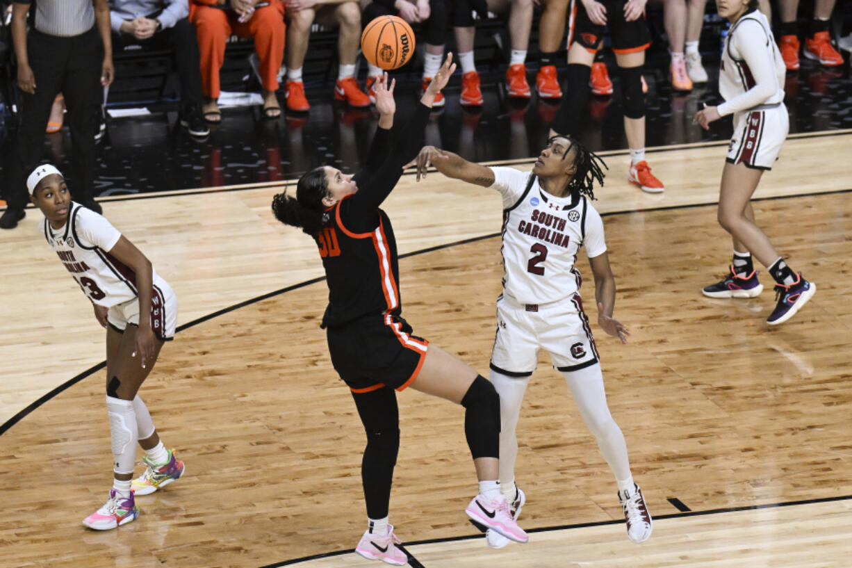 Oregon State forward Timea Gardiner (30) puts up a shot against South Carolina forward Ashlyn Watkins (2) during the fourth quarter of an Elite Eight round college basketball game during the NCAA Tournament, Sunday, March 31, 2024, in Albany, N.Y.