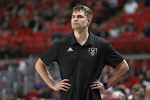 WSU hires Eastern Washington’s Riley as men’s basketball coach